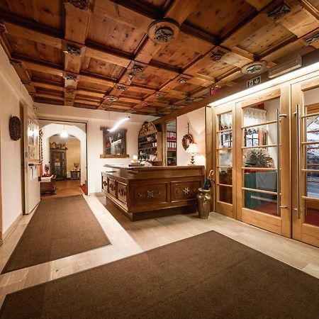 Casa Nives Hotel Ла Виля Екстериор снимка