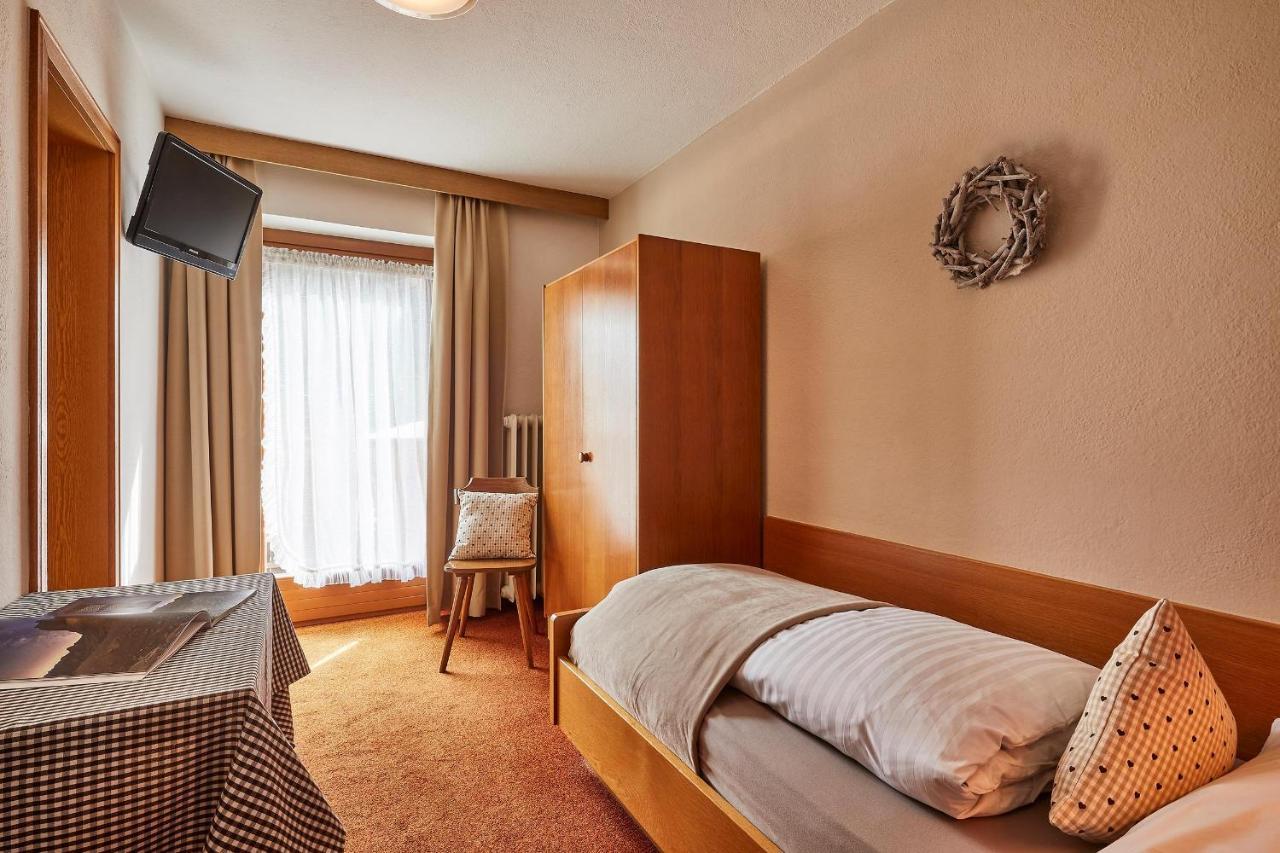 Casa Nives Hotel Ла Виля Екстериор снимка